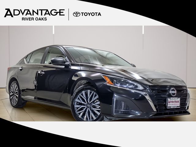 2024 Nissan Altima 2.5 SV FWD