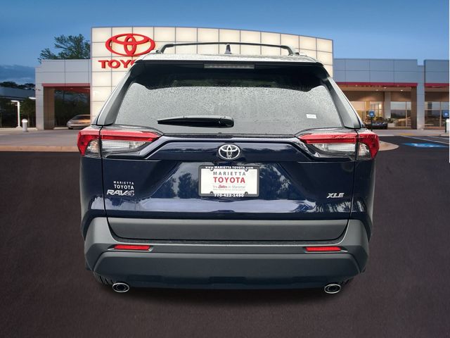 2024 Toyota RAV4 XLE 27