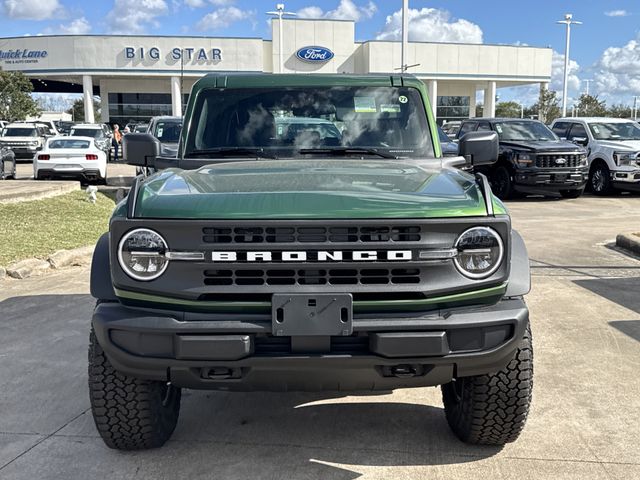 New 2025 Green Ford Base image 4