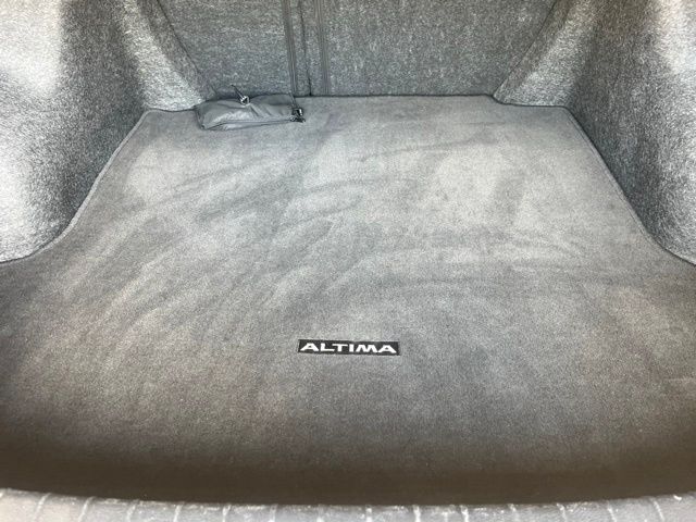 Used 2024 Nissan Altima Sedan