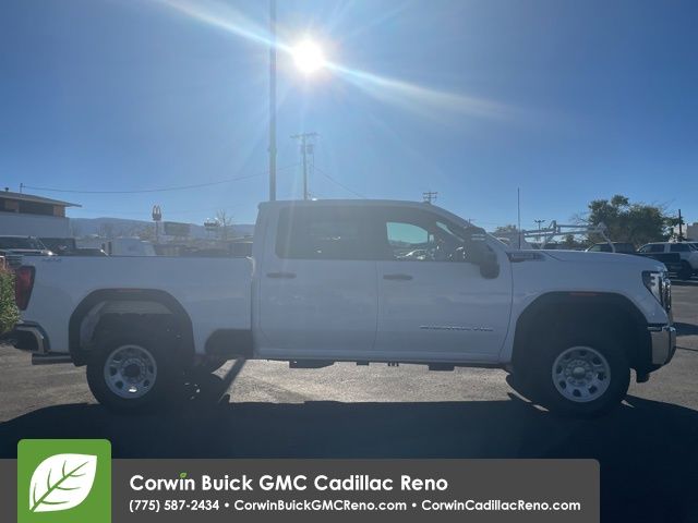 2024 GMC Sierra 2500HD Pro 33