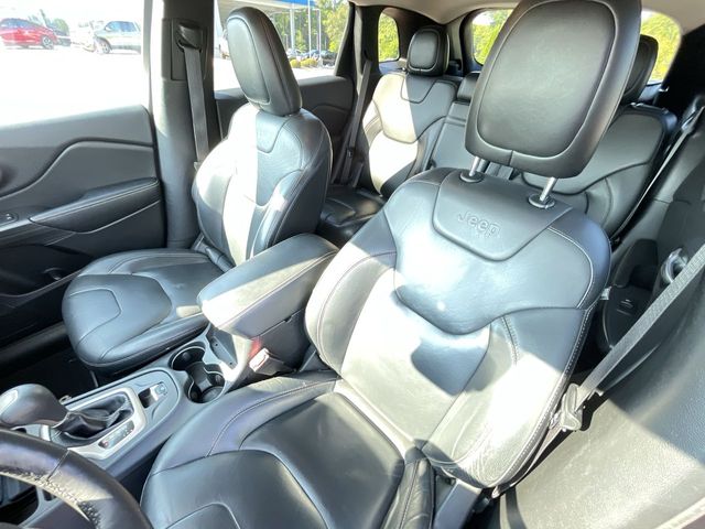 Used 2016 Jeep Cherokee SUV