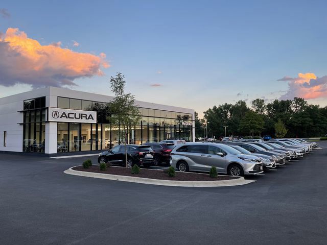 Used 2018  Mercedes-Benz C 300 image 26