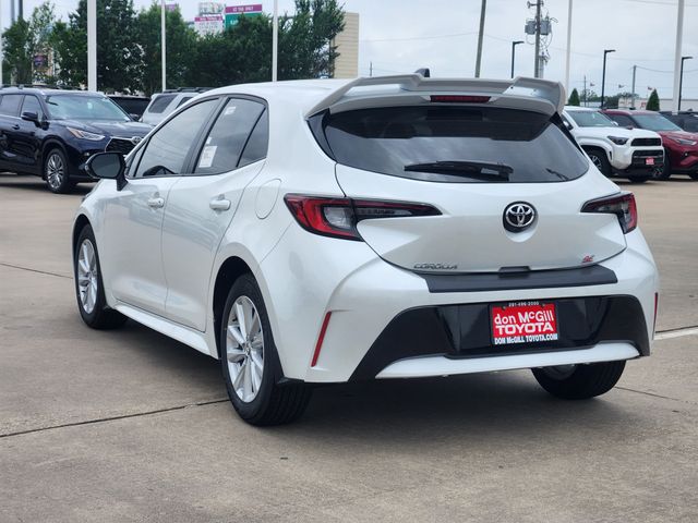 2026 Toyota Corolla Hatchback SE  at Community Toyota
