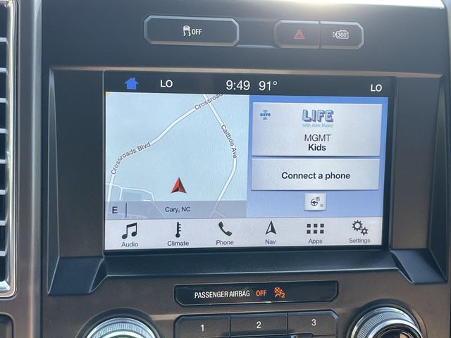 Used 2016 White Ford Limited image 18