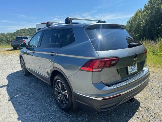 Used 2024 Gray Volkswagen 2.0T Wolfsburg Edition image 5