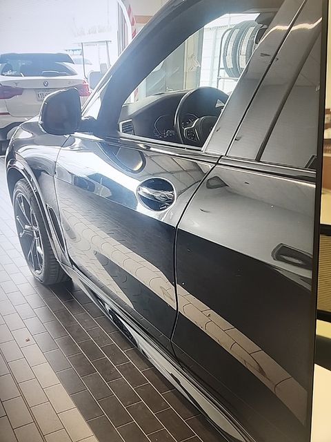 2019 BMW X5 xDrive50i 14