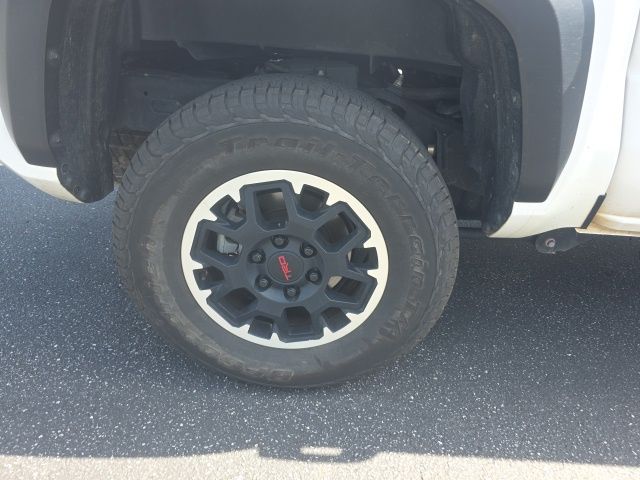 2024 Toyota Tacoma TRD Off Road - Photo 11