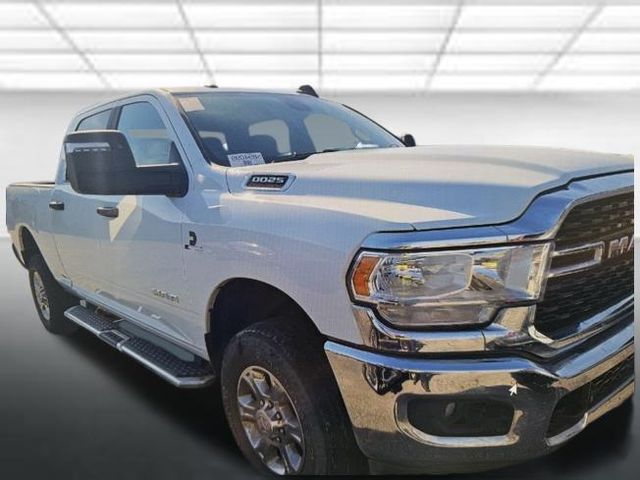 2024 RAM 2500 Big Horn Crew Cab 4WD