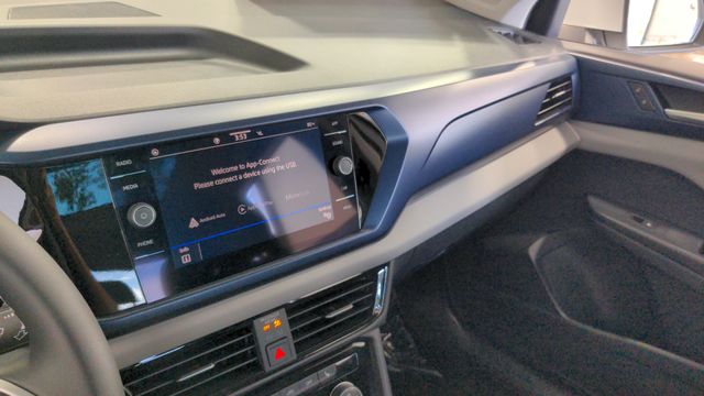 2023 Volkswagen Taos