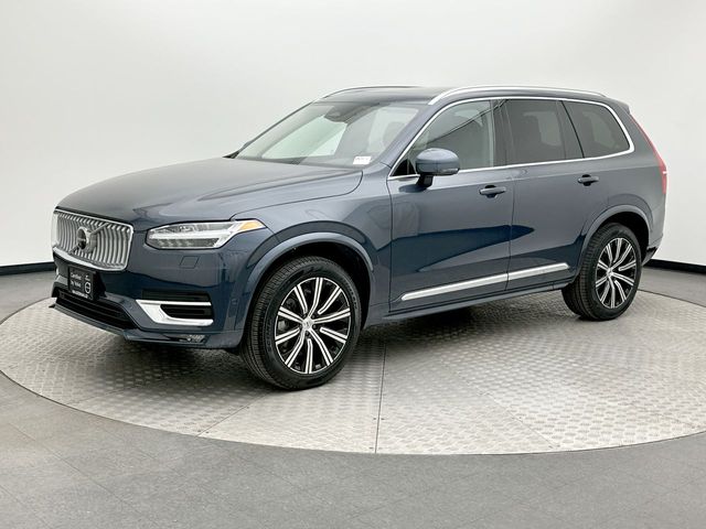 2025 Volvo XC90 B6 Plus Bright Theme 7-Passenger AWD