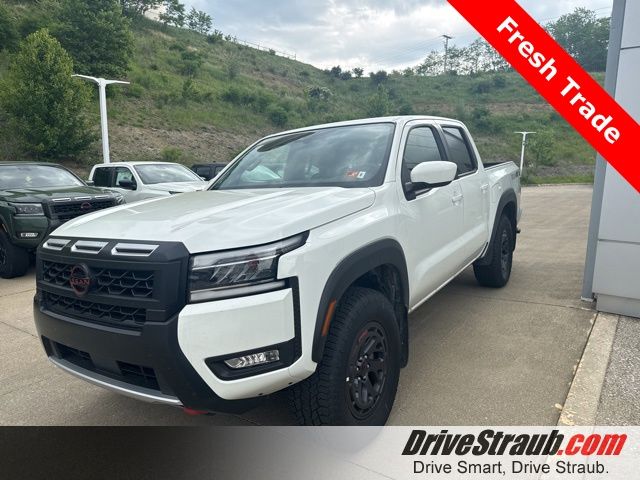 2025 Nissan Frontier PRO-4X Crew Cab 4X4's photo