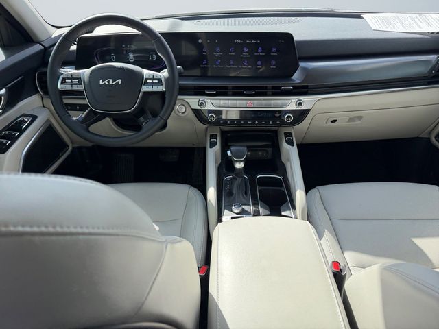 Used 2024 Gray Kia S image 10