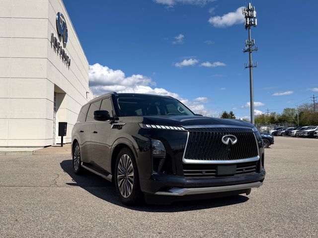 2025 INFINITI QX80 Luxe 4WD