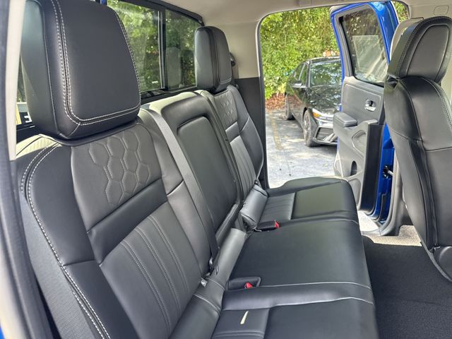 Used 2025 Blue Nissan SL image 11