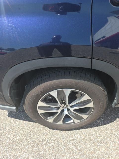 Used 2022 Toyota Highlander Hybrid SUV