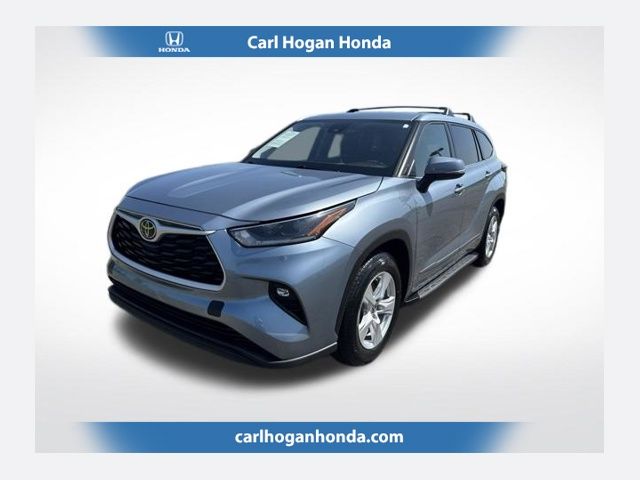  2021 Toyota Highlander LE FWD   