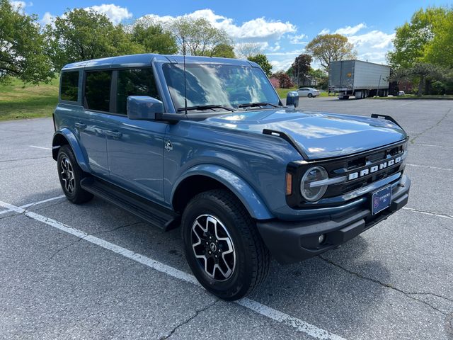 2025 Ford Bronco Outer Banks 4x4's photo