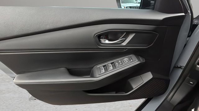 Used 2023 Gray Honda Sport image 17