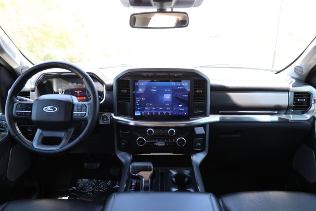 2023 Ford F-150 Lariat - 11