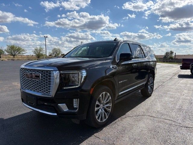 Onyx Black 2021 GMC Yukon Denali RWD SUV / Crossover 4X2