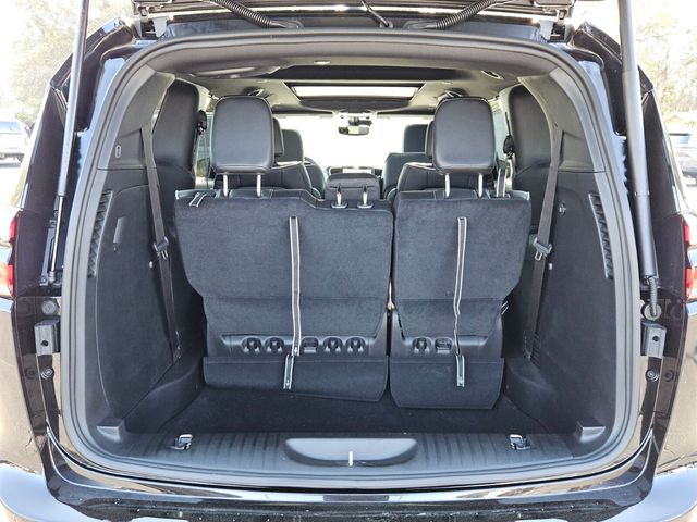 2026 Chrysler Pacifica Limited AWD