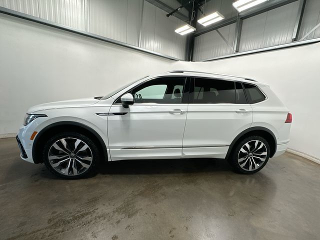 2022 Volkswagen Tiguan 2.0T SEL R-Line White at South Hills Kia