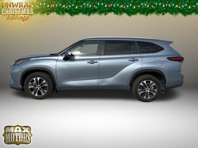 2023 Toyota Highlander XLE 6