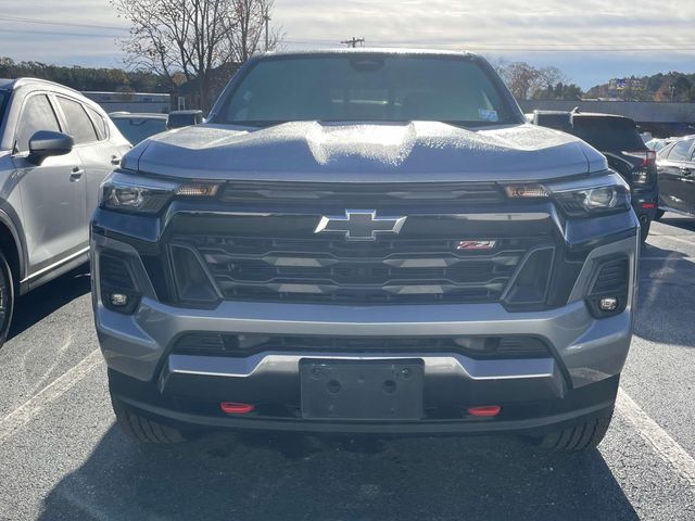 2023 Chevrolet Colorado Z71 3