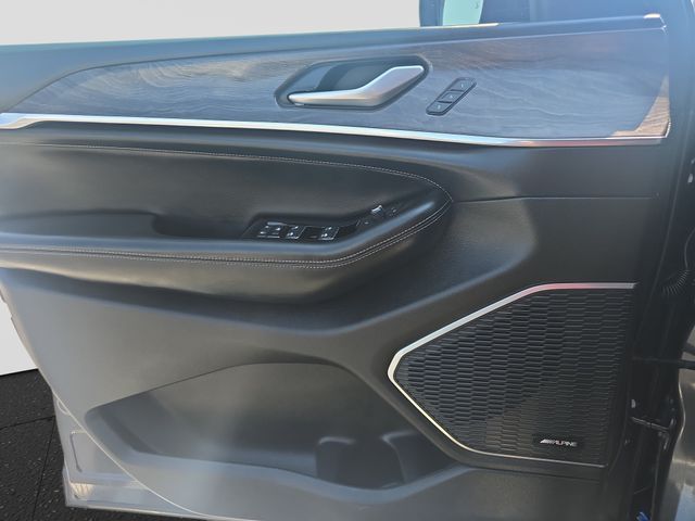 Used 2023 Jeep Grand Cherokee SUV