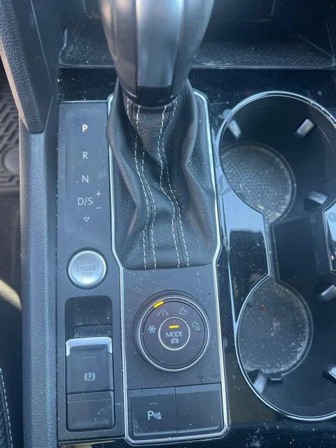 2023 Volkswagen Atlas Cross Sport 3.6L V6 SE w/Technology Silver at Sutliff Volkswagen