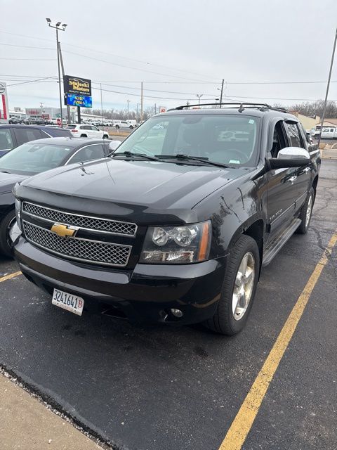 2013 Chevrolet Avalanche LT Black Diamond Edition 4WD
