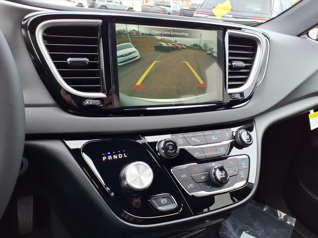 New 2026 Silver Chrysler LX image 21