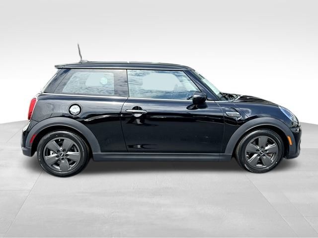 2022 MINI Cooper S Classic 4