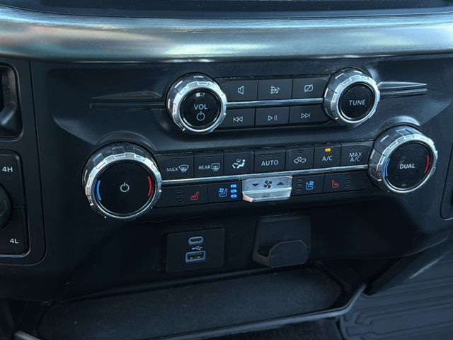 Used 2022 Red Ford Lariat image 25