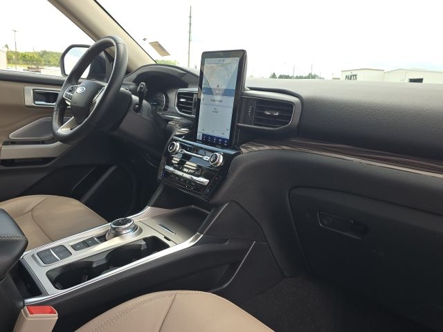 2023 Ford Explorer Limited:B02486