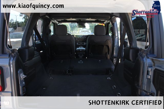 Used 2025 Jeep Wrangler SUV