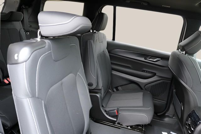 New Car 2025 Jeep Grand Cherokee L  Laredo X For Sale Under $35,000 In Austin, Texas