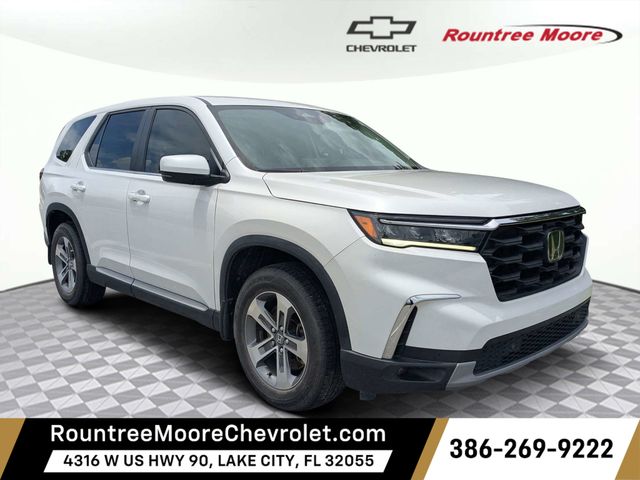Platinum White Pearl 2024 Honda Pilot SUV / Crossover All-Wheel Drive Automatic