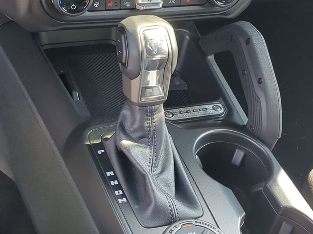 New 2025 Desert Sand Ford Outer Banks® image 28