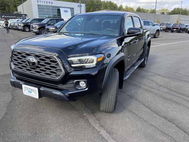 2022 Toyota Tacoma TRD Off-Road 8