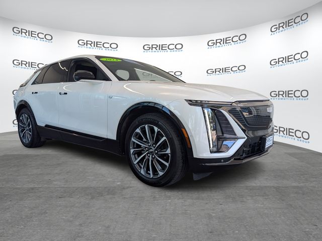 Used 2024 Cadillac LYRIQ Image