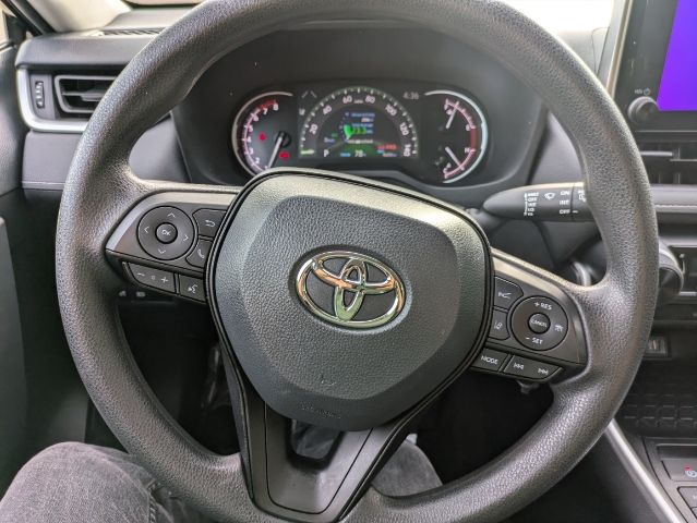 2024 Toyota RAV4 LE 17