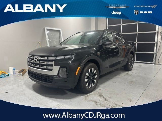 Phantom Black 2025 Hyundai Santa Cruz Pickup Truck Front-Wheel Drive 8-Speed Automatic
