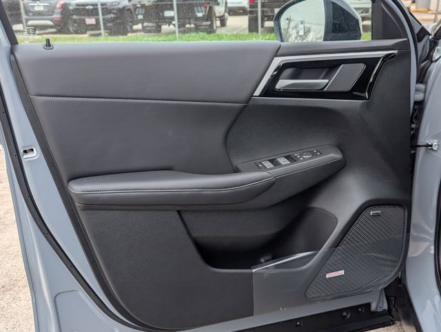 New 2026 Gray Mitsubishi Trail Edition image 10