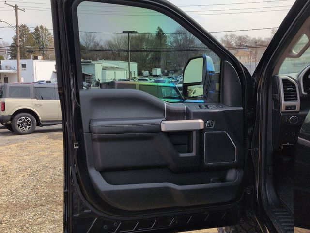 Black 2020 Ford F-350 Super Duty Lariat Crew Cab 4WD Pickup Truck Four-Wheel Drive Automatic
