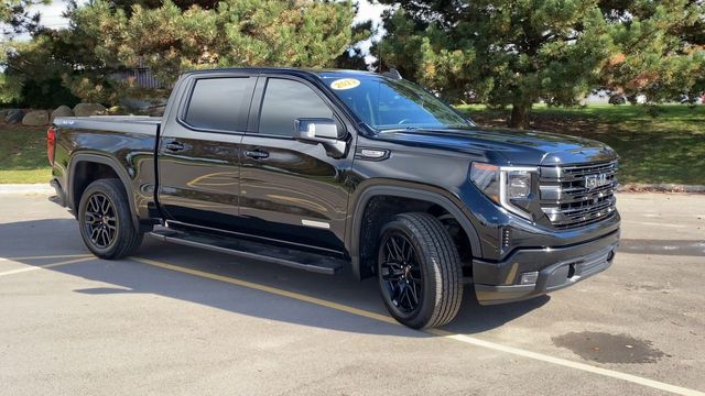 2022 GMC Sierra 1500 Elevation 2