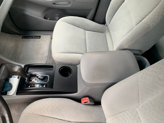 Used 2006 Toyota Tacoma Truck