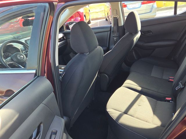 Used 2024  Nissan SV image 7