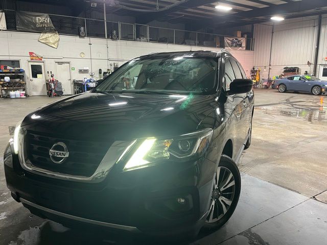 Gray (Magnetic Black) 2018 Nissan Pathfinder SV 4WD SUV / Crossover Four-Wheel Drive Continuously Variable Transmission